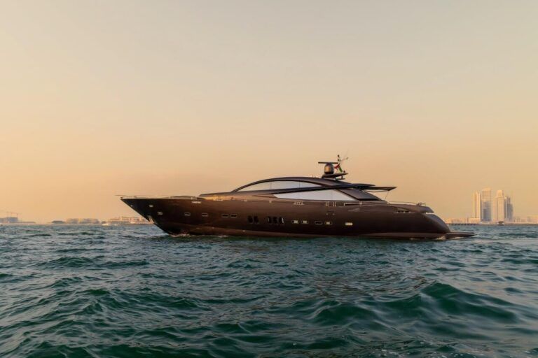 SUNSEEKER 108′