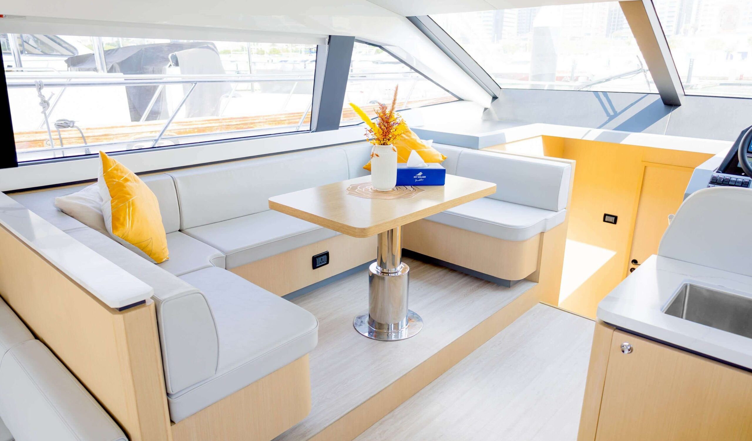 52’ OXO UNO NEO images