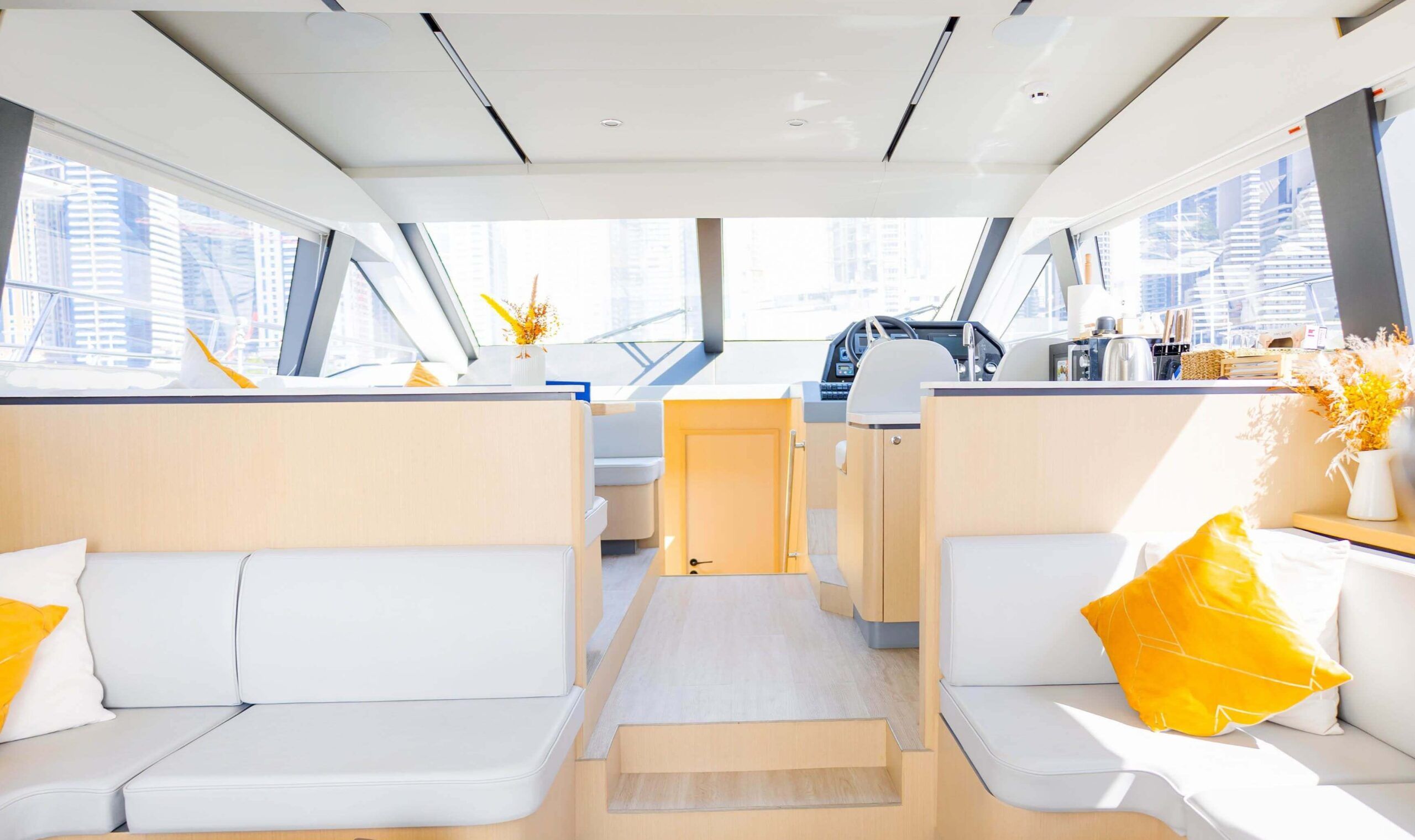 52’ OXO UNO NEO images