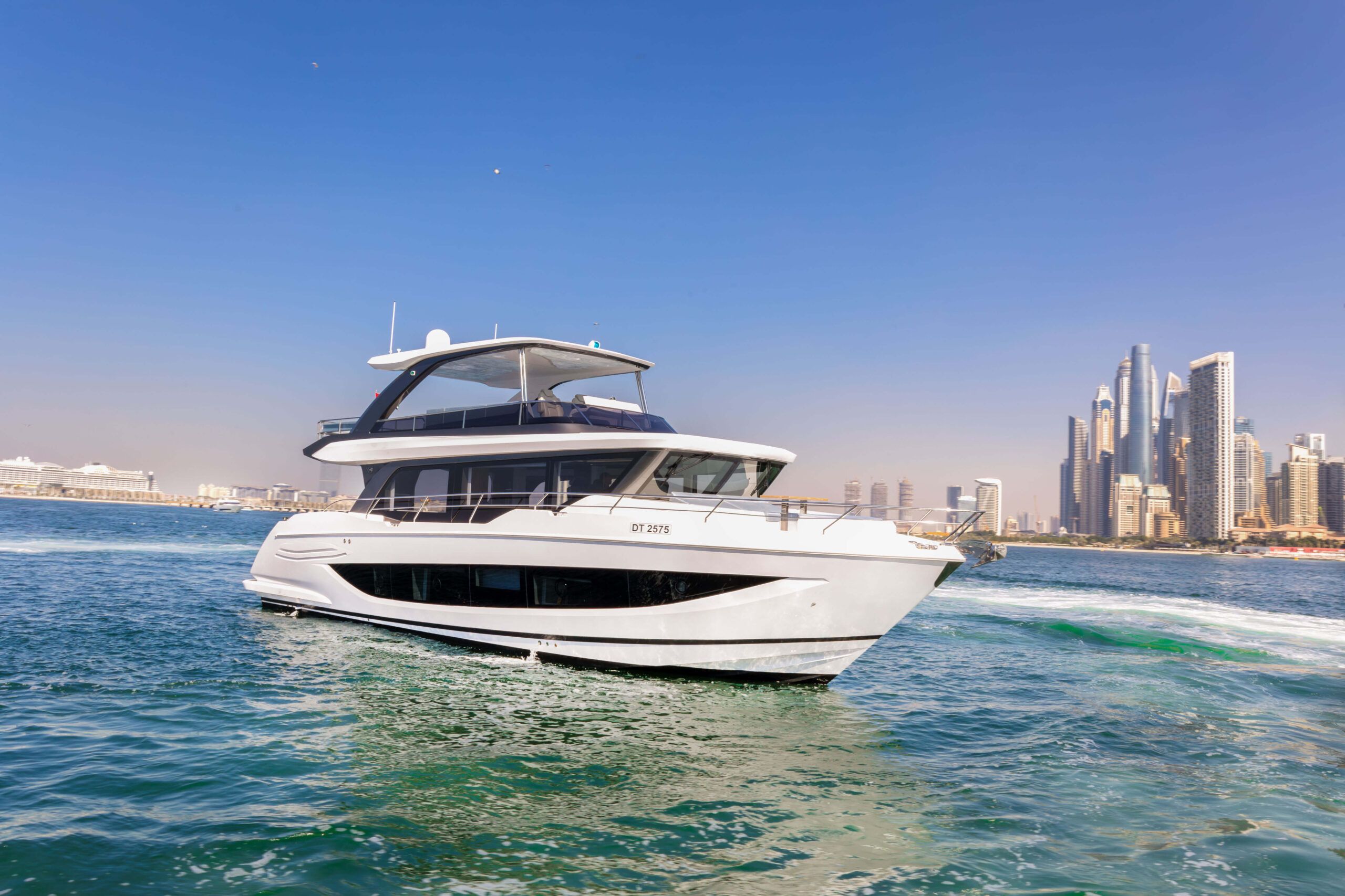 63ft Exterior