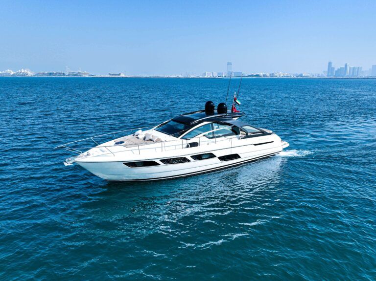 PERSHING 52′