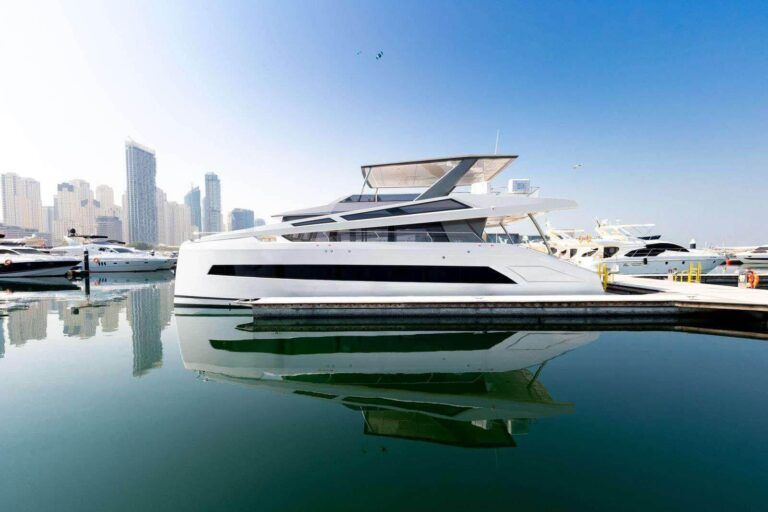 INFINITY 60′